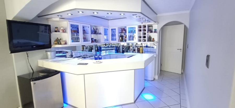 5 Bedroom Property for Sale in Nahoon Valley Park Eastern Cape